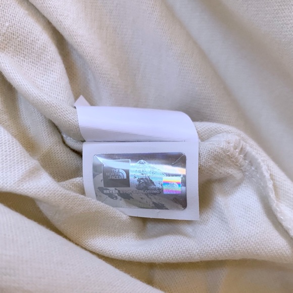 The North Face Women’s Short Sleeve Half Dome Tee - Picture 3 of 4